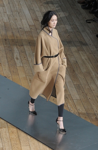Illustration for article titled Nicole Farhi's Collection Inspires The Sin Of Covetousness